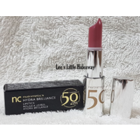 nc Nutrimetics Hydra Brilliance Lipstick 50 years of beauty - Cupcake